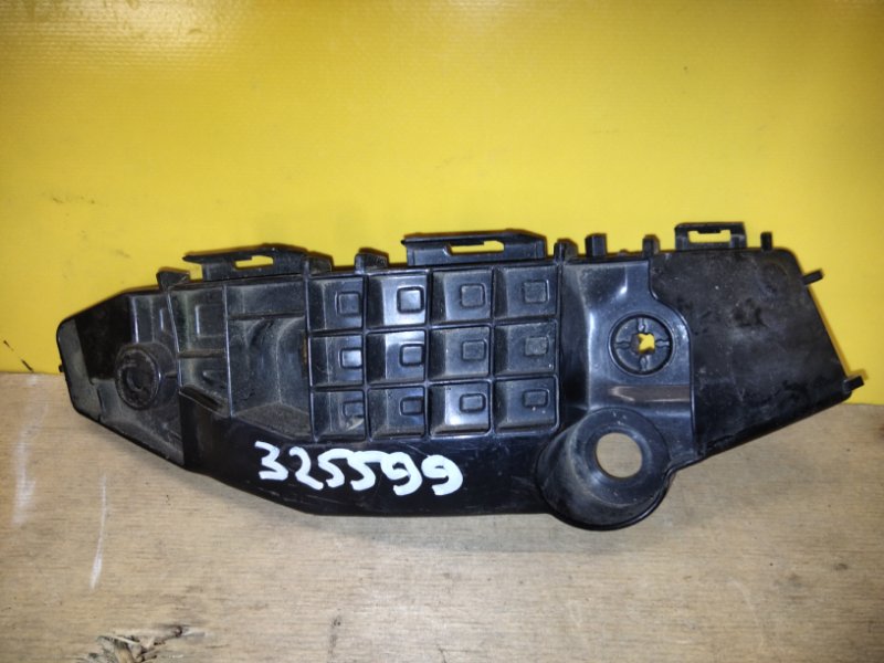 Кронштейн переднего бампера правый TOYOTA RAV4 18- 5253542050 Б/У