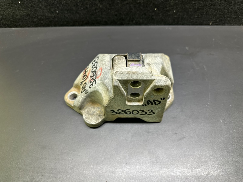 Кронштейн КПП ELANTRA AD 16- 2017 AD 2.0 G4NH Кронштейн КПП ELANTRA AD 16- 2017 AD 2.0 G4NH