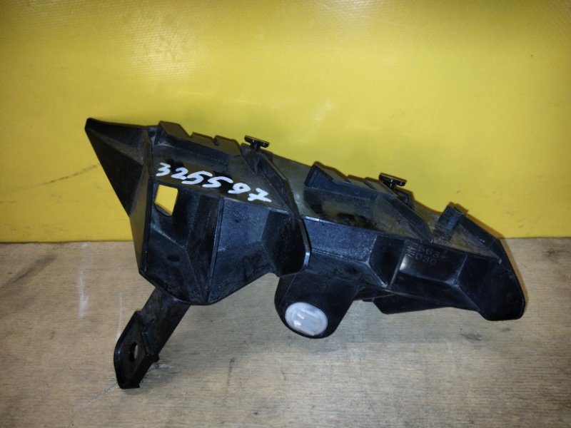 Кронштейн заднего бампера левый LEXUS IS250/350 13-20 5256353030 Б/У