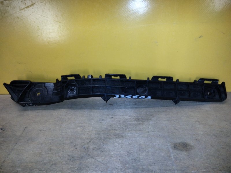 Кронштейн заднего бампера левый LEXUS NX 14-21 5215678010 Б/У