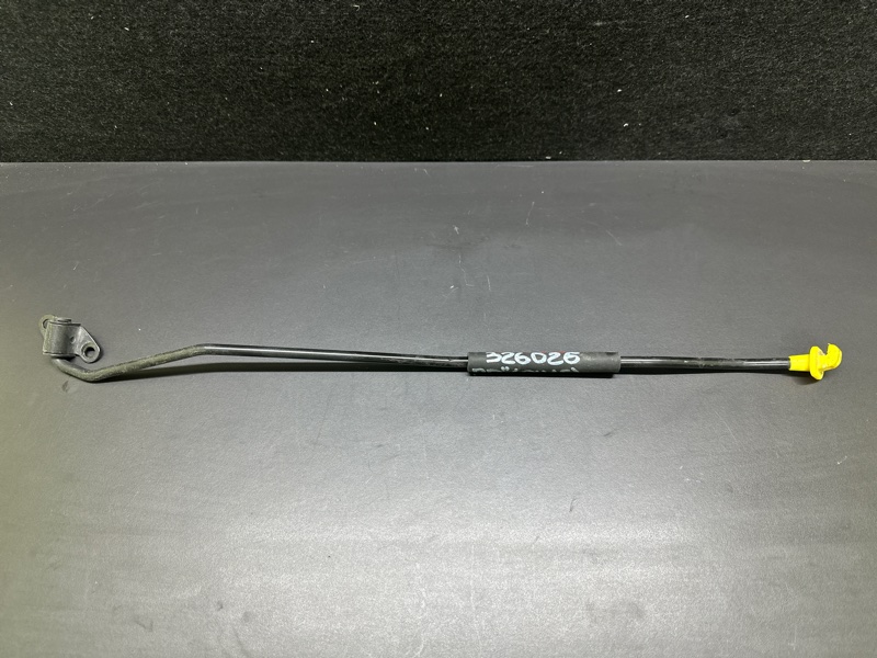 Упор капота HYUNDAI ELANTRA AD 16- 2017 AD 2.0 G4NH 81170-F2000 Б/У