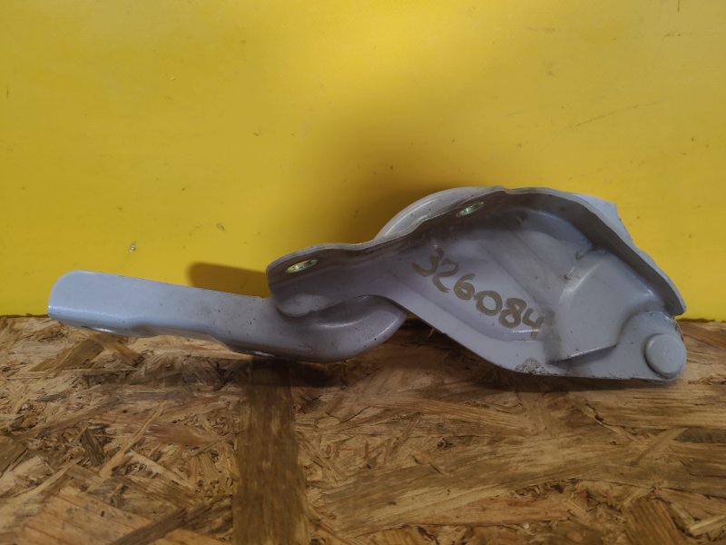 Запчасть петля капота левая HYUNDAI KONA OS 17-23 79110-J9000 Б/У Петля капота левая HYUNDAI KONA OS 17-23 79110-J9000 Б/У