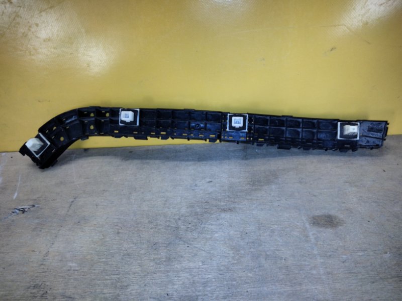 Кронштейн заднего бампера правый HONDA CRV 06-12