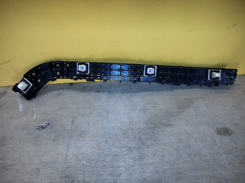 Кронштейн заднего бампера правый HONDA CRV 06-12