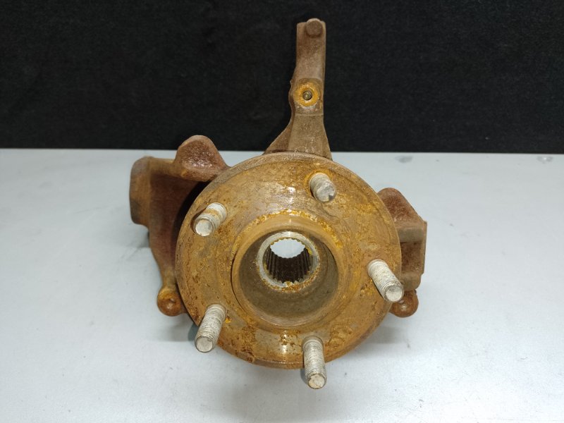 Кулак поворотный передний левый FORD FOCUS 10-18 2.0 C20HDEX