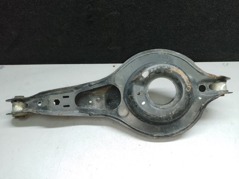 Рычаг задней подвески поперечный нижний FORD FOCUS 10-18 2.0 C20HDEX Рычаг задней подвески поперечный нижний FORD FOCUS 10-18 2.0 C20HDEX