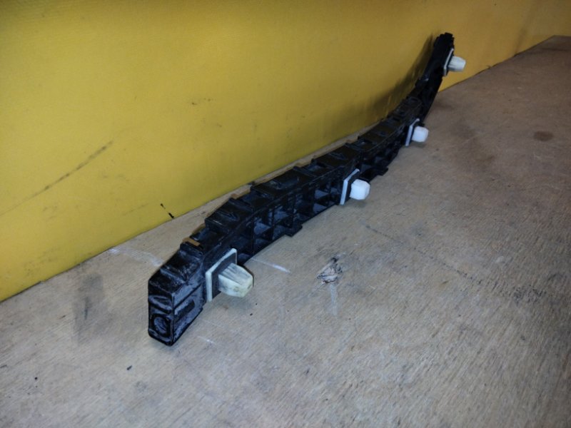 Кронштейн заднего бампера правый CRV 06-12