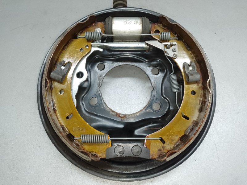 Тормозной механизм задний правый FORD FOCUS 10-18 2018 2.0 C20HDEX BV6Z-2211-A Б/У