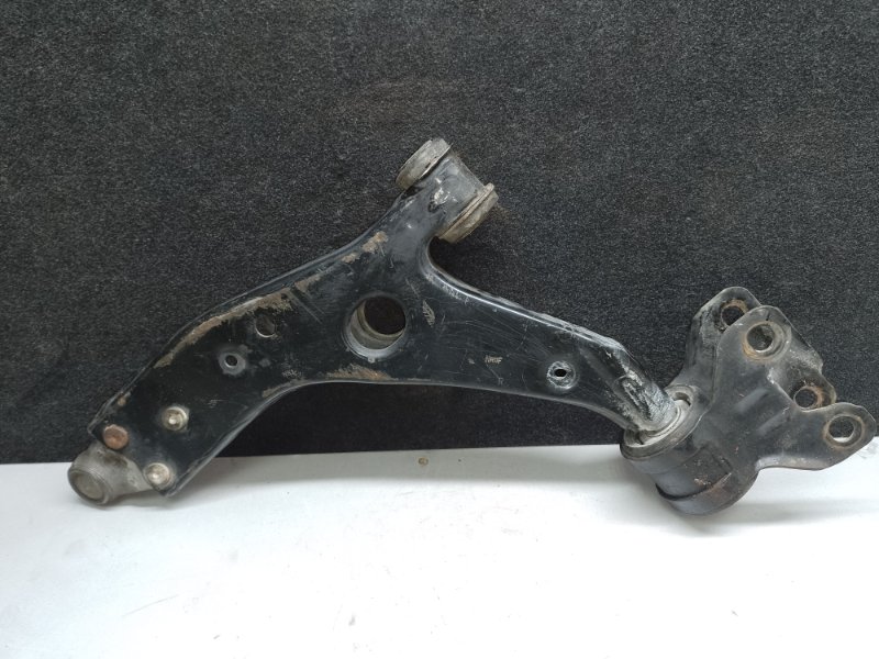 Рычаг передней подвески нижний правый FOCUS 10-18 2018 2.0 C20HDEX