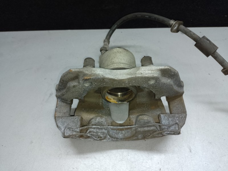 Суппорт тормозной передний левый FOCUS 10-18 2018 2.0 C20HDEX