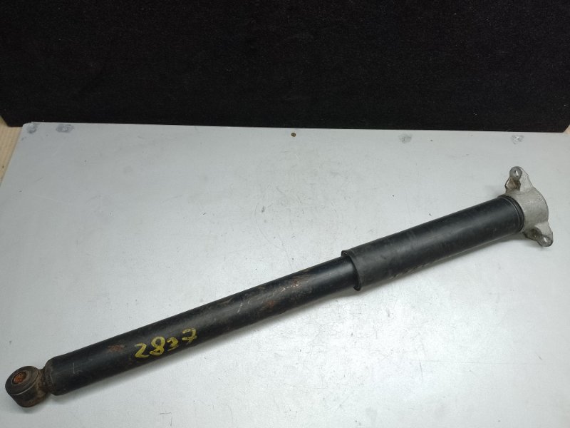 Амортизатор задний FORD FOCUS 10-18 2018 2.0 C20HDEX BV6Z-18125-D Б/У