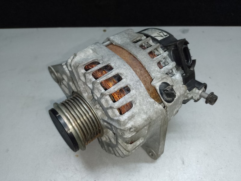 Генератор HYUNDAI ELANTRA AD 16- 2017 AD 2.0 G4NH 37300-2E821 Б/У