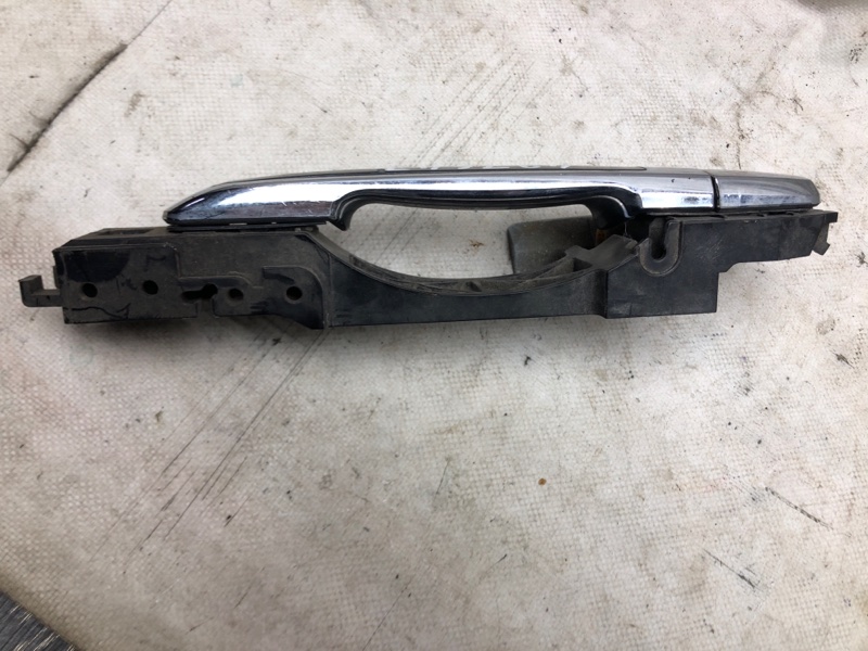 Ручка двери наружная задняя правая INFINITI M35/M45 04-10 Ручка двери наружная задняя правая INFINITI M35/M45 04-10