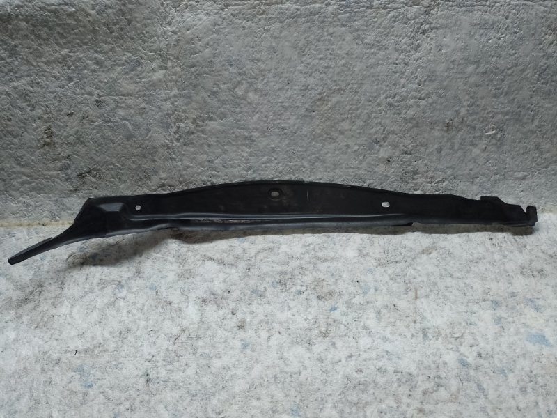 Пыльник крыла передний правый LEXUS LS460 06-12 2007 XF40 4.6 1UR-FSE 53827-50070 Б/У