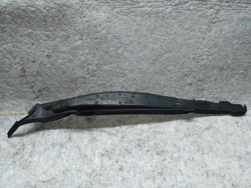 Пыльник крыла передний левый LS460 06-12 2007 XF40 4.6 1UR-FSE