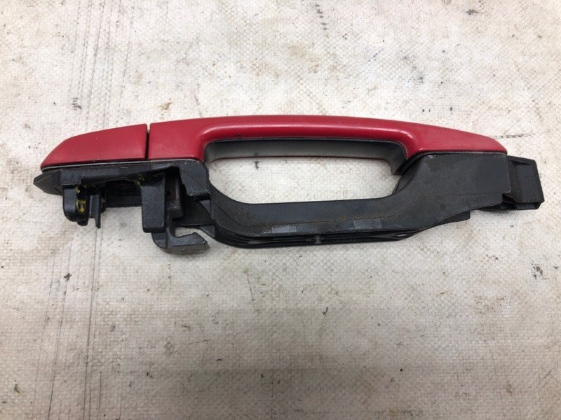 Ручка двери наружная задняя левая SUZUKI SX4 06-13 2.0 J20A Ручка двери наружная задняя левая SUZUKI SX4 06-13 2.0 J20A