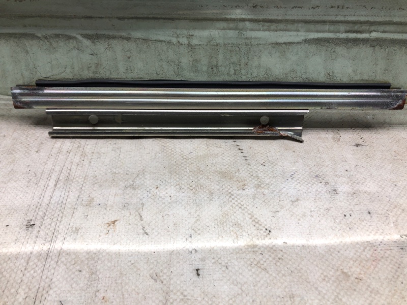 Стекло двери заднее левое SX4 06-13 2008 2.0 J20A