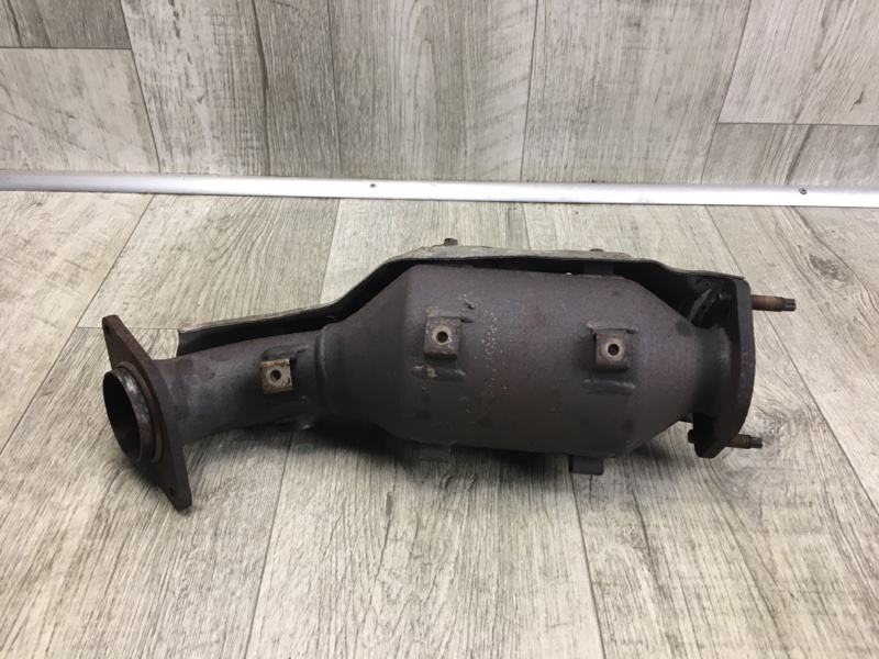 Катализатор правый FX/QX70 S51 08-17 2008 5.0 VK50VE