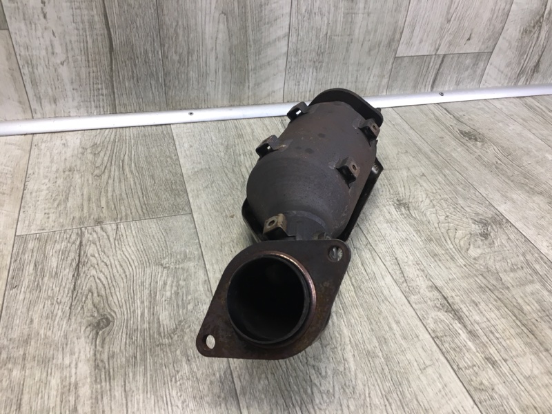 Катализатор правый FX/QX70 S51 08-17 2008 5.0 VK50VE