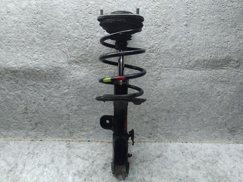 Запчасть амортизатор передний левый TOYOTA PRIUS - 30 09-17 2013 1.8 2ZRFXE 48520-80298 Б/У Амортизатор передний левый TOYOTA PRIUS - 30 09-17 2013 1.8 2ZRFXE 48520-80298 Б/У