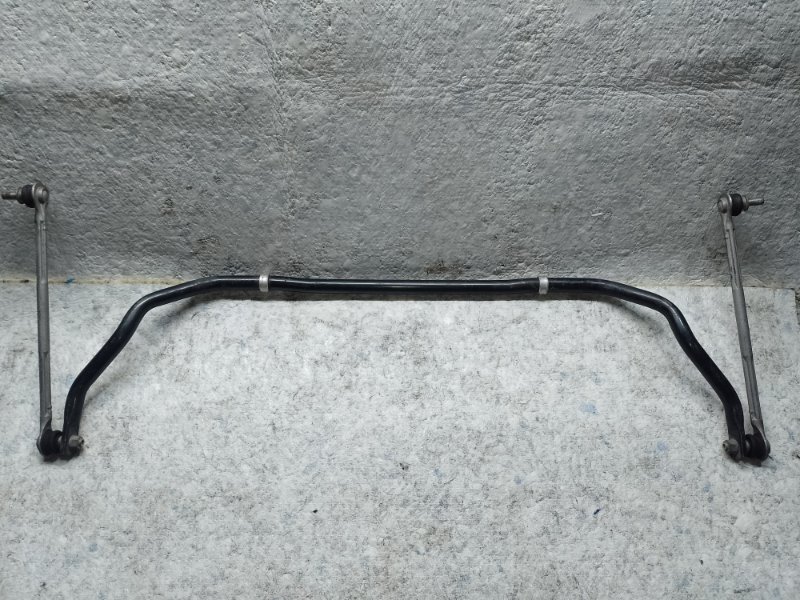 Стабилизатор передний TOYOTA PRIUS - 30 09-17 2013 1.8 2ZRFXE 48811-47060 Б/У