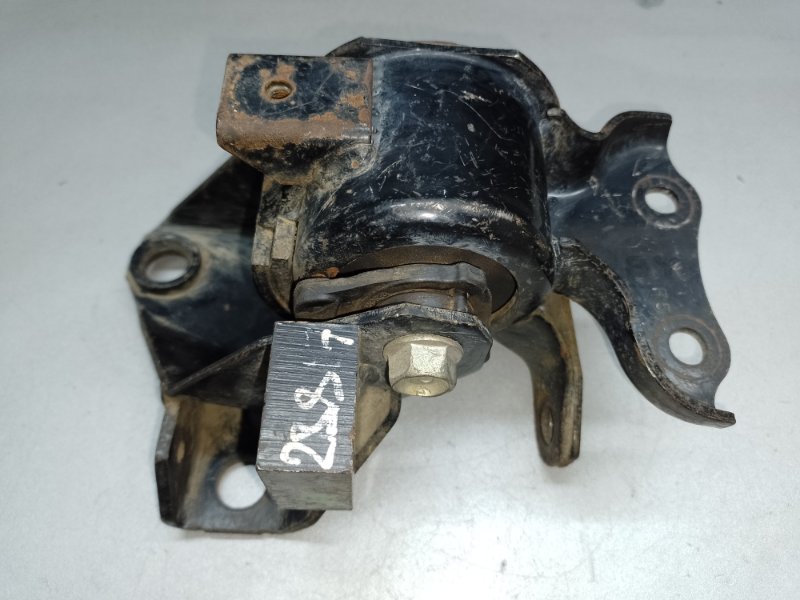 Запчасть подушка двигателя левая MAZDA 6 GG 02-07 G22639070 Б/У Подушка двигателя левая MAZDA 6 GG 02-07 G22639070 Б/У