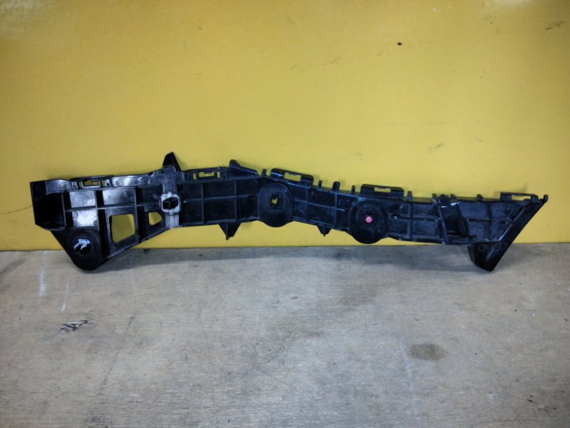 Кронштейн заднего бампера левый LEXUS IS250/350 13-20