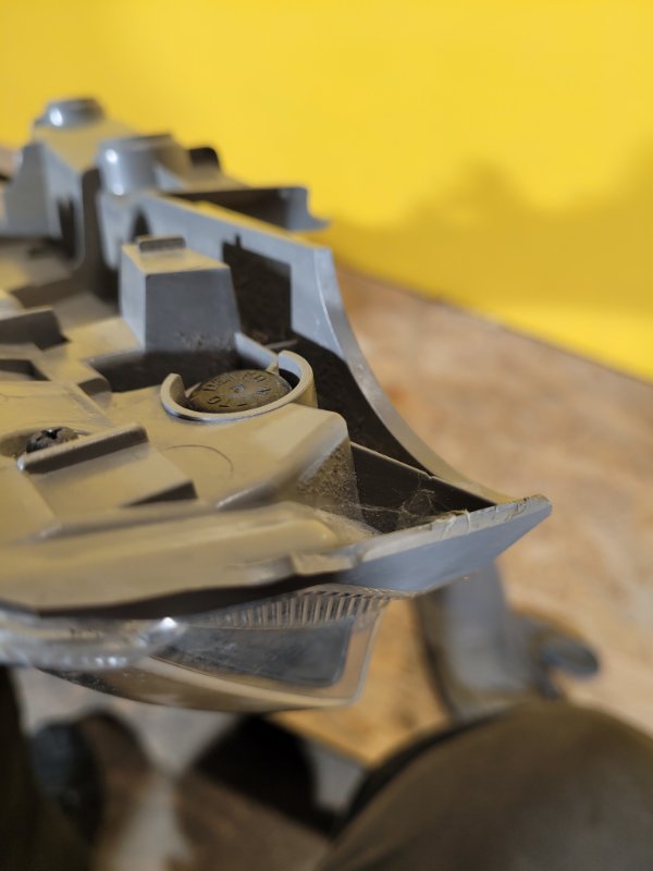 Фонарь наружный задний левый LEAF 10-17