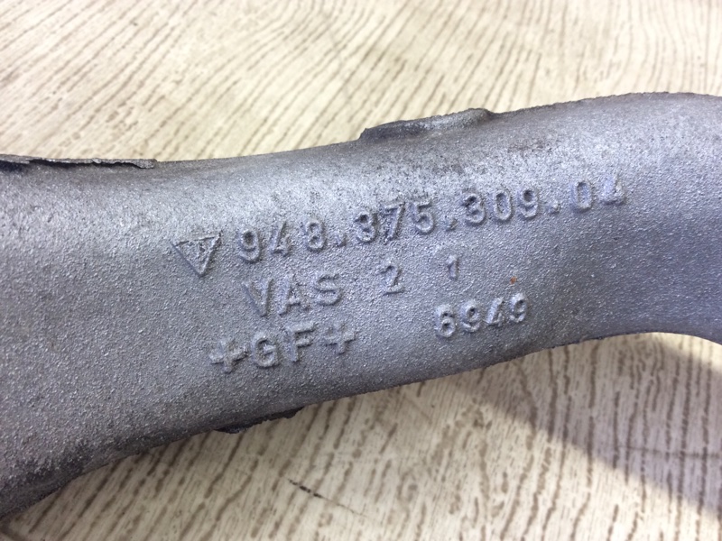 Балка двигателя поперечная PORSCHE CAYENNE 10-18 4.8L