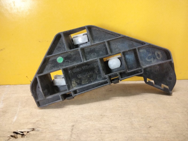 Запчасть кронштейн переднего бампера левый HONDA CRV 02-06 71198-S9A-000 Б/У Кронштейн переднего бампера левый HONDA CRV 02-06 71198-S9A-000 Б/У