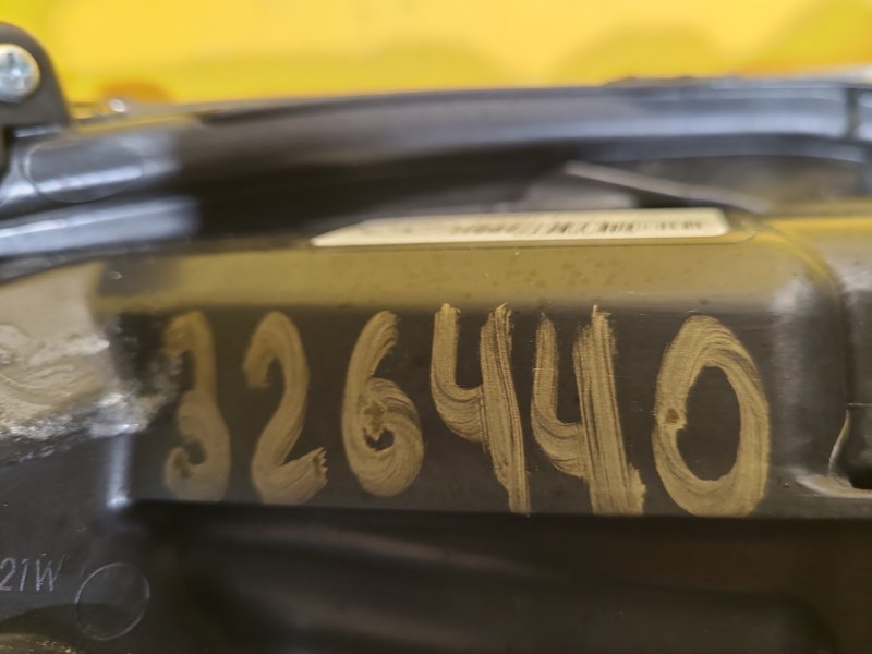 Фара правая COROLLA 18- Фара правая COROLLA 18-