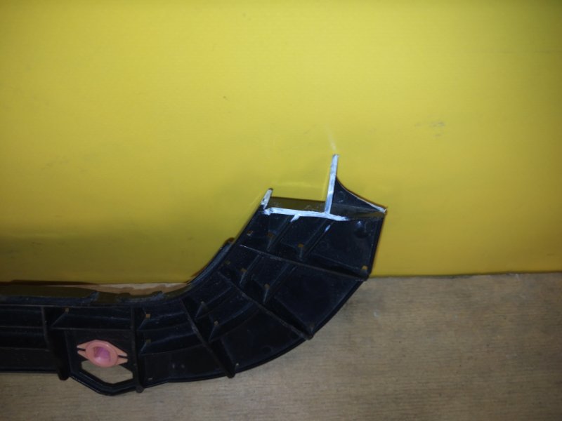 Кронштейн заднего бампера левый OUTBACK 09-14 BR