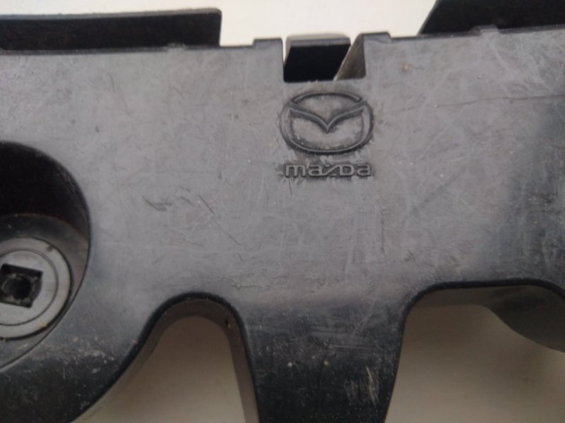 Кронштейн заднего бампера правый 6 GJ 12-