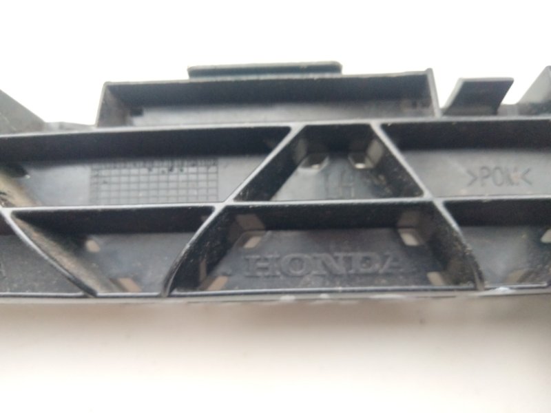 Кронштейн заднего бампера левый CRV (RM) 11-18