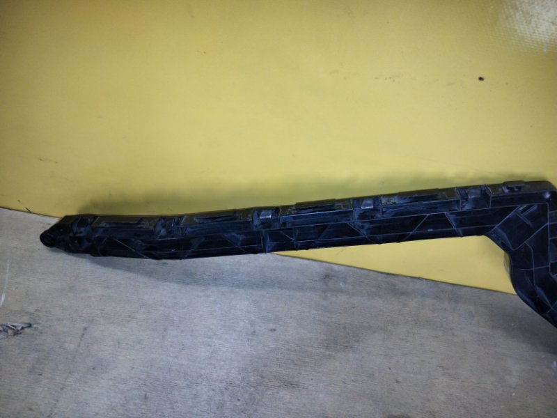 Кронштейн заднего бампера левый CRV (RM) 11-18