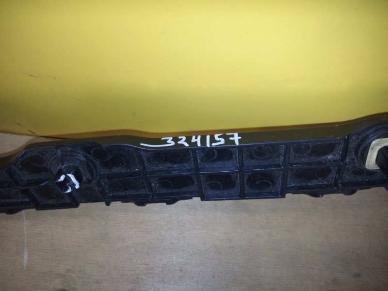 Кронштейн заднего бампера левый LX570 07-15 Кронштейн заднего бампера левый LX570 07-15