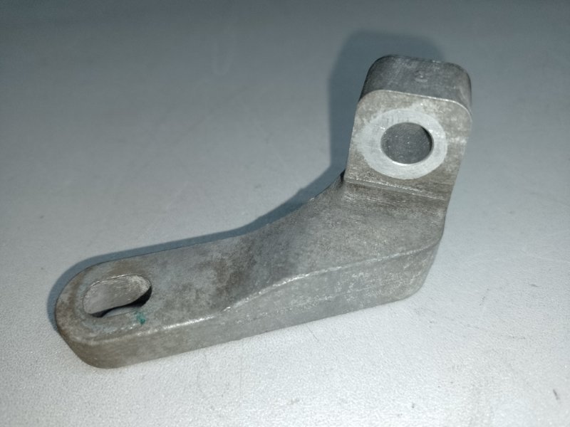 Кронштейн компрессора кондиционера SUBARU IMPREZA 11-17 2012 GP FB20 23960AA010 Б/У