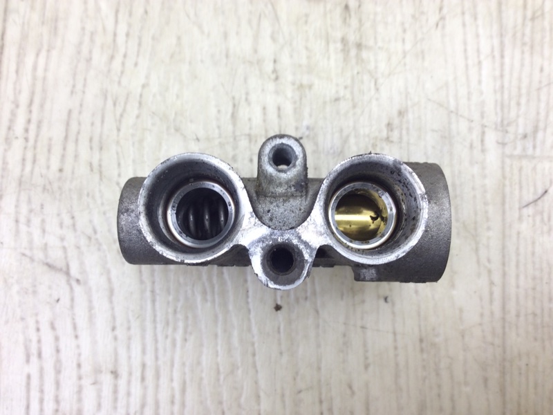 Термостат CAYENNE 10-18 2011 4.8L Термостат CAYENNE 10-18 2011 4.8L