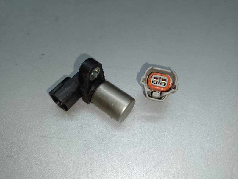 Датчик положения коленвала SUBARU IMPREZA 11-17 GP FB20