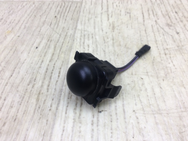 Запчасть датчик света PORSCHE CAYENNE 10-18 2011 4.8L 7PP 907 539 A Б/У Датчик света PORSCHE CAYENNE 10-18 2011 4.8L 7PP 907 539 A Б/У