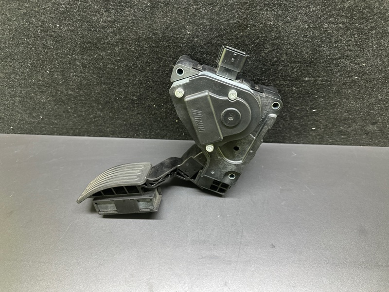 Педаль газа INFINITI QX60/JX35 12-20 3.5 VQ35DD