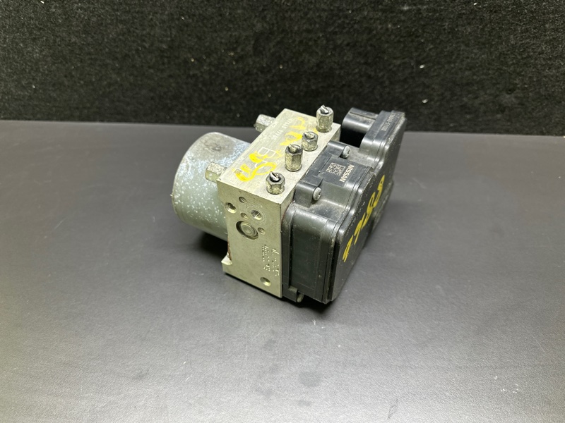 Блок ABS QX60/JX35 12-20 2019 3.5 VQ35DD