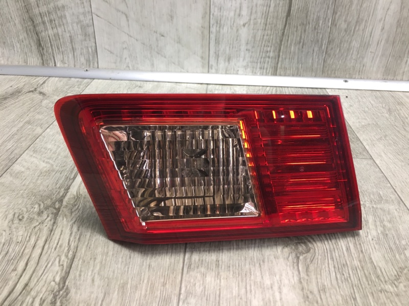 Запчасть фонарь внутренний задний левый HONDA ACCORD CU8 / TSX 08-14 2012 CU2 2.4 K24Z3 34155-TL0-A11 Б/У Фонарь внутренний задний левый HONDA ACCORD CU8 / TSX 08-14 2012 CU2 2.4 K24Z3 34155-TL0-A11 Б/У