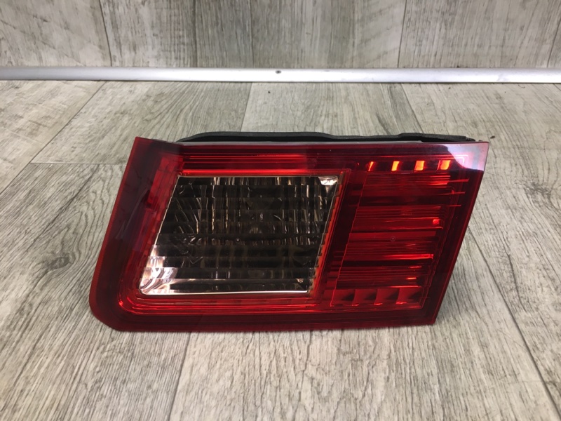 Запчасть фонарь внутренний задний правый HONDA ACCORD CU8 / TSX 08-14 2012 CU2 2.4 K24Z3 34150-TL0-A11 Б/У Фонарь внутренний задний правый HONDA ACCORD CU8 / TSX 08-14 2012 CU2 2.4 K24Z3 34150-TL0-A11 Б/У