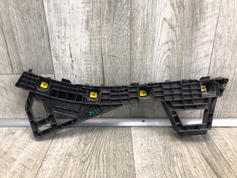 Кронштейн заднего бампера правый KIA FORTE BD 18-21 2019 2.0 86652-M7000 Б/У