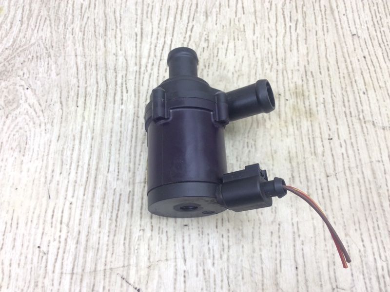 Помпа охлаждения электрическая CAYENNE 10-18 2011 4.8L