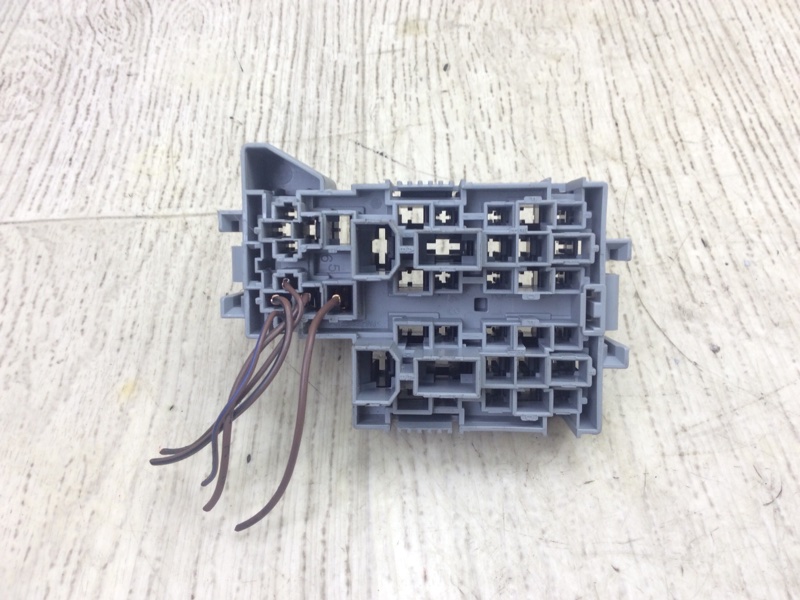 Блок предохранителей PORSCHE CAYENNE 10-18 4.8L