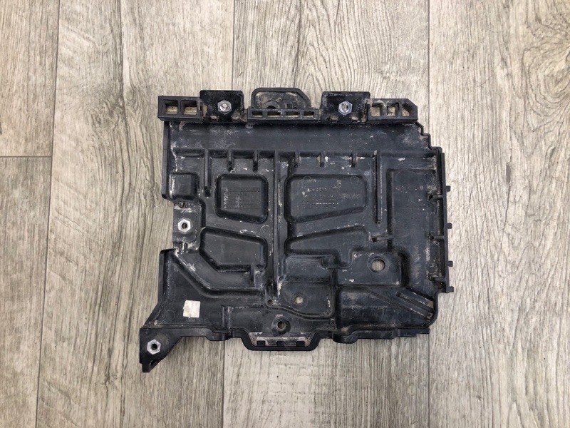 Полка аккумулятора KIA FORTE BD 18-21 2019 2.0 37150-M6100 Б/У