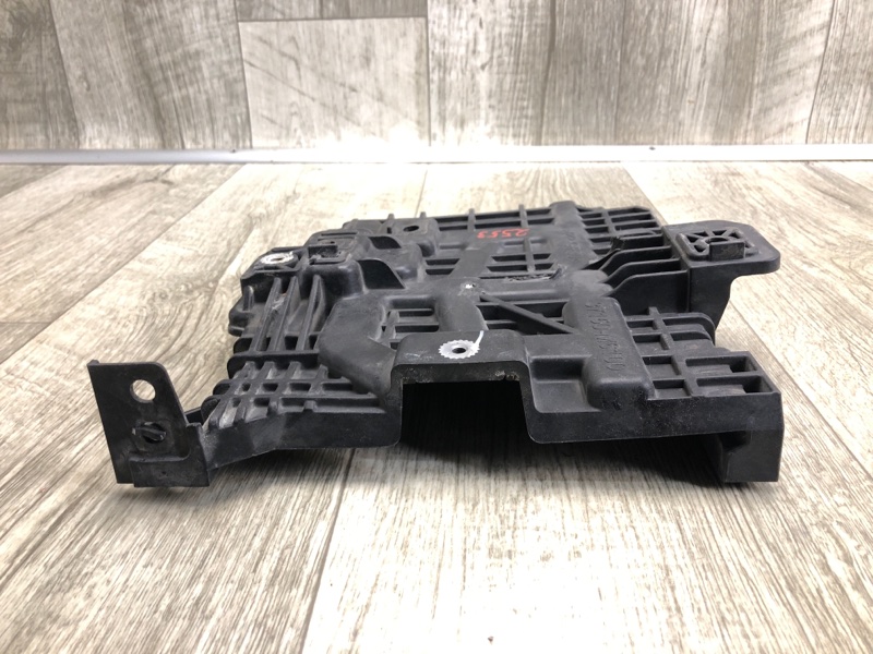 Полка аккумулятора KIA FORTE BD 18-21 2.0