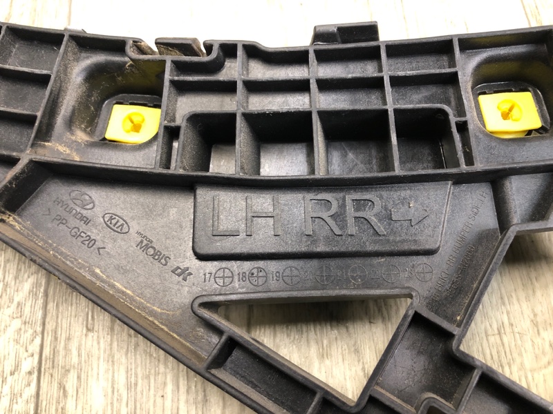 Кронштейн заднего бампера левый FORTE BD 18-21 2019 2.0